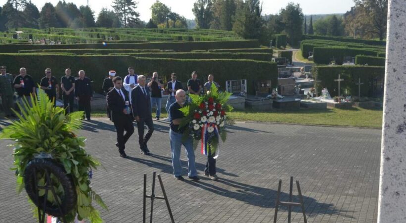 Istaknuta fotografija